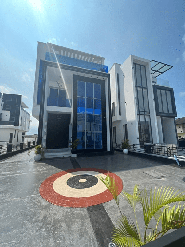 Contemporary 5-Bedroom Fully Furnished Detached Duplex with BQ